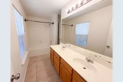 305 Edgewood Cove, Leander, TX 78641 - Photo 14