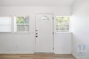 1201 W 40th St, Austin, TX 78756 - Photo 8
