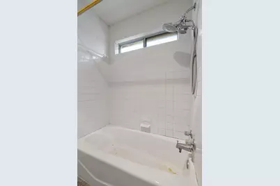 2307 Davis Street, Taylor, TX 76574 - Photo 22