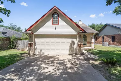 2307 Davis Street, Taylor, TX 76574 - Photo 2