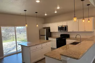 1636 Navajo Trail, Kingsland, TX 78639 - Photo 4