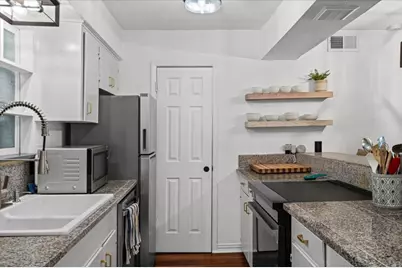 2208 Enfield Road #107, Austin, TX 78703 - Photo 6