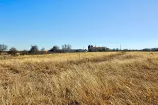 1015 E Main St, Troy, TX 76579 - Photo 12