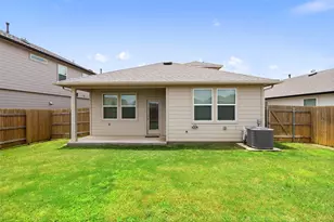 610 Roaring Fork Ln, Bastrop, TX 78602 - Photo 30