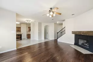 606 Fairmont Dr, Georgetown, TX 78628 - Photo 4