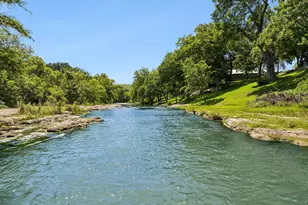 1520 Rocky River Rd, Canyon Lake, TX 78133 - Photo 2