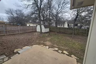 103 Hummingbird Ct, Cedar Creek, TX 78612 - Photo 18