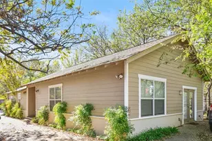 910 E 51st St, Austin, TX 78751 - Photo 1