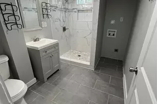 241 Benbo St, Seguin, TX 78155 - Photo 14