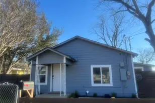 241 Benbo St, Seguin, TX 78155 - Photo 2