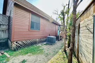 4804 Ramsey Ave, Austin, TX 78756 - Photo 12