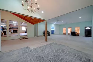 4598 State Hwy 173 N, Devine, TX 78016 - Photo 6