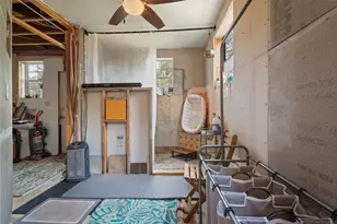 501 Limestone Ln, Driftwood, TX 78619 - Photo 30