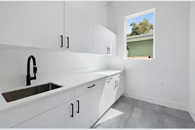 2001 Forest Trail, Austin, TX 78703 - Photo 30