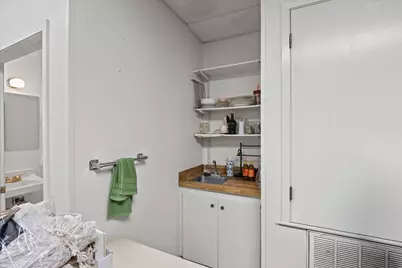 523 E Davis Street E #523, Luling, TX 78648 - Photo 14