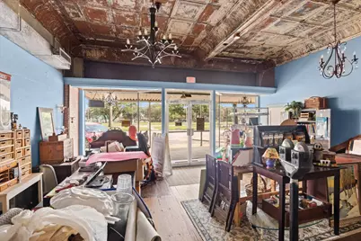 523 E Davis Street E #523, Luling, TX 78648 - Photo 8