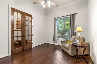 1916 Buffalo Speedway, Leander, TX 78641 - Photo 6