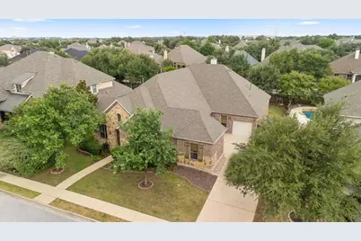 1916 Buffalo Speedway, Leander, TX 78641 - Photo 4