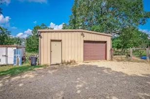 1650 Co Rd 439, Thorndale, TX 76577 - Photo 30