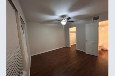 901 E 40th Street #201, Austin, TX 78751 - Photo 8