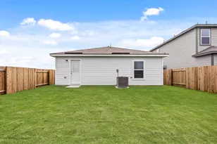 18316 Stellers Sea St, Elgin, TX 78621 - Photo 2