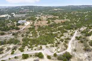 21418 Kathy Ln, Spicewood, TX 78669 - Photo 26
