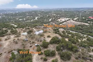 21418 Kathy Ln, Spicewood, TX 78669 - Photo 2
