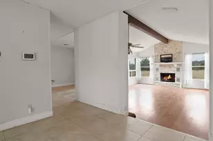 21418 Kathy Ln, Spicewood, TX 78669 - Photo 8