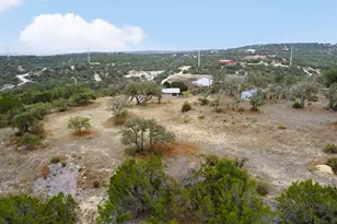 21418 Kathy Ln, Spicewood, TX 78669 - Photo 28