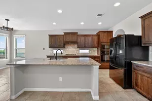 21721 Agarito Ln, Spicewood, TX 78669 - Photo 10