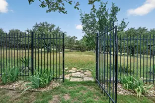 21721 Agarito Ln, Spicewood, TX 78669 - Photo 40