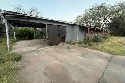 21405 Horseshoe Loop, Lago Vista, TX 78645 - Photo 4