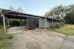 21405 Horseshoe Loop, Lago Vista, TX 78645 - Photo 4