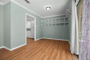 1404 Briarcliff Blvd, Austin, TX 78723 - Photo 12