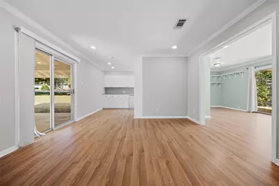 1404 Briarcliff Boulevard, Austin, TX 78723 - Photo 4
