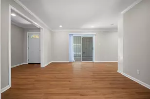1404 Briarcliff Blvd, Austin, TX 78723 - Photo 6