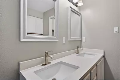 7601 Windrush Drive, Austin, TX 78729 - Photo 32