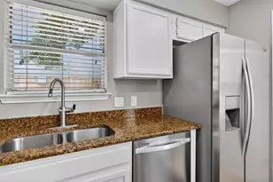 7601 Windrush Dr, Austin, TX 78729 - Photo 18