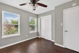 7601 Windrush Dr, Austin, TX 78729 - Photo 26