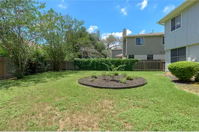 7601 Windrush Drive, Austin, TX 78729 - Photo 36