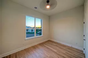 150 Waimanalo Ln, Bastrop, TX 78602 - Photo 30