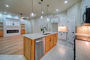 150 Waimanalo Ln, Bastrop, TX 78602 - Photo 16