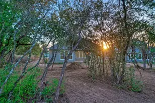 150 Waimanalo Ln, Bastrop, TX 78602 - Photo 38
