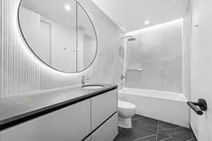 610 Davis St, Austin, TX 78701 - Photo 8