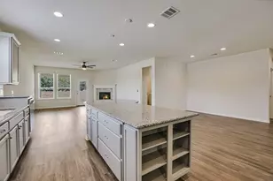 201 Hanging Star Ln, Georgetown, TX 78633 - Photo 6