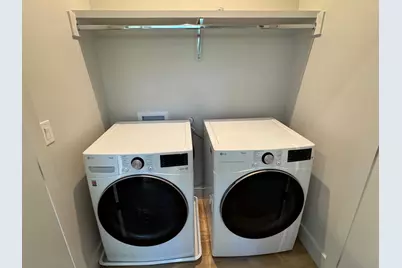 1131 Walton Lane #3, Austin, TX 78721 - Photo 14