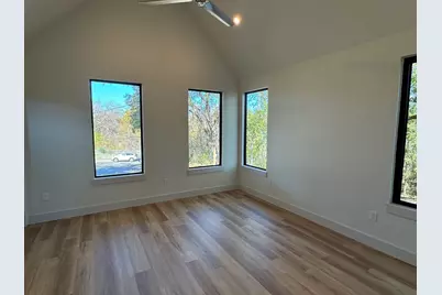 1131 Walton Lane #3, Austin, TX 78721 - Photo 8