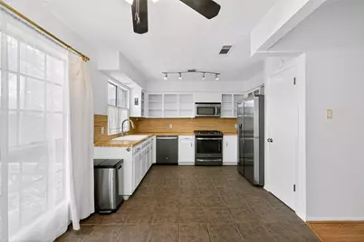 7025 Crosswood Drive, Austin, TX 78745 - Photo 12