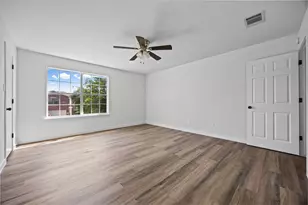 2206 Canvas Back Dr, Taylor, TX 76574 - Photo 16