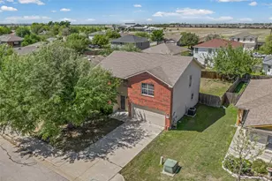 2206 Canvas Back Dr, Taylor, TX 76574 - Photo 24